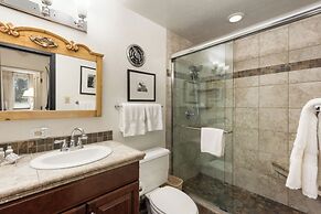 Christiania Condos - CoralTree Residence Collection