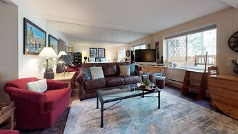 Christiania Condos - CoralTree Residence Collection