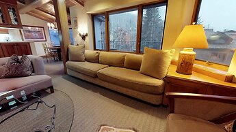 Christiania Condos - CoralTree Residence Collection