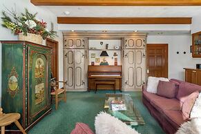 Christiania Condos - CoralTree Residence Collection