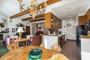 Christiania Condos - CoralTree Residence Collection