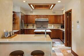 Christiania Condos - CoralTree Residence Collection