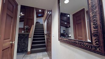 Christiania Condos - CoralTree Residence Collection