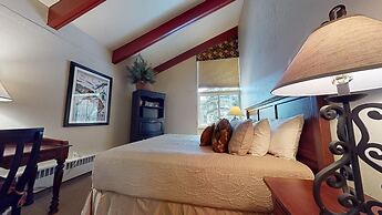 Christiania Condos - CoralTree Residence Collection