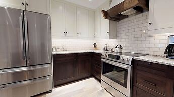 Christiania Condos - CoralTree Residence Collection