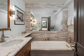 Christiania Condos - CoralTree Residence Collection