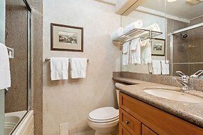 Christiania Condos - CoralTree Residence Collection