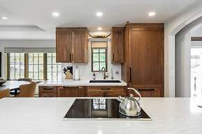 Christiania Condos - CoralTree Residence Collection