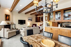 Christiania Condos - CoralTree Residence Collection