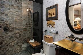 Christiania Condos - CoralTree Residence Collection