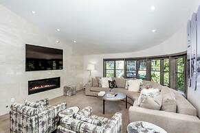 Christiania Condos - CoralTree Residence Collection