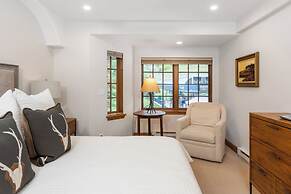 Christiania Condos - CoralTree Residence Collection