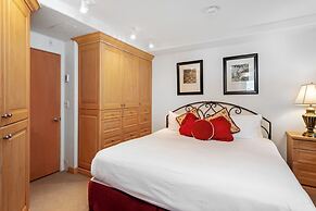 Christiania Condos - CoralTree Residence Collection