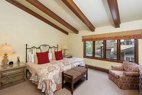 Christiania Condos - CoralTree Residence Collection