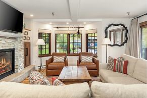 Christiania Condos - CoralTree Residence Collection