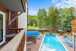 Christiania Condos - CoralTree Residence Collection