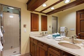 Christiania Condos - CoralTree Residence Collection