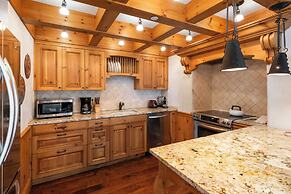 Christiania Condos - CoralTree Residence Collection