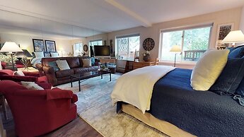 Christiania Condos - CoralTree Residence Collection