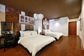 The Noble Swan Hotel New World