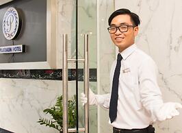 The Noble Swan Hotel New World