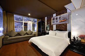 The Noble Swan Hotel New World