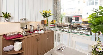 The Noble Swan Hotel New World