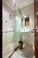 The Noble Swan Hotel New World