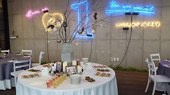 Handpicked Hotel & Collections