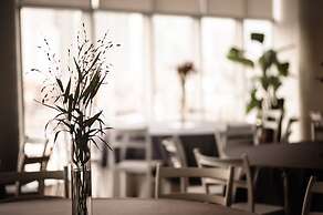 Handpicked Hotel & Collections