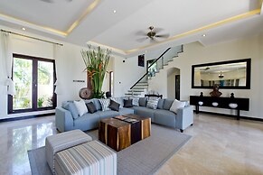 Casa de Balangan by Exotiq Villa Holidays