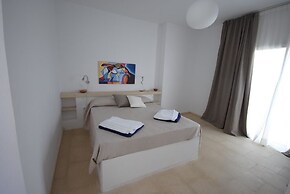 Acantha Boutique Hotel