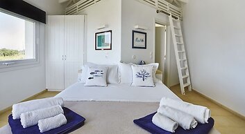 Acantha Boutique Hotel