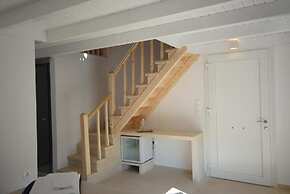 Acantha Boutique Hotel