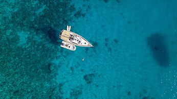 Acantha Boutique Hotel