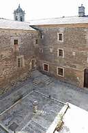 Albergue Monasterio de La Magdalena - Hostel