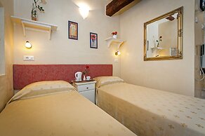 Rooms Sotto i Volti