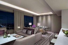 Avani+ Riverside Bangkok Hotel