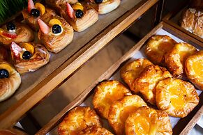 Avani+ Riverside Bangkok Hotel