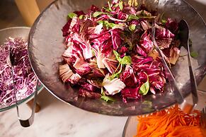 Avani+ Riverside Bangkok Hotel