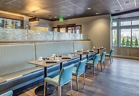 Holiday Inn & Suites Bellingham by IHG