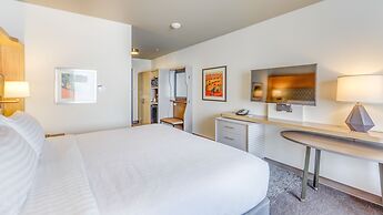 Holiday Inn & Suites Bellingham by IHG