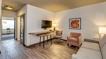 Holiday Inn & Suites Bellingham by IHG