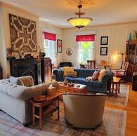 Stepping Stone Inn