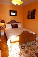 Stepping Stone Inn