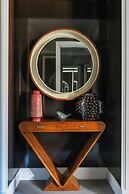 Nolinski Paris - Evok Collection