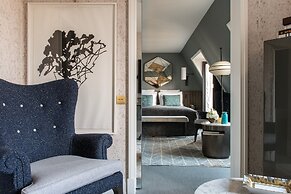 Nolinski Paris - Evok Collection