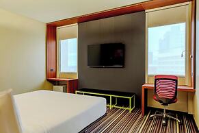 Aloft by Marriott Asuncion