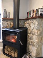 Abalina Cottages, Rotary Drive