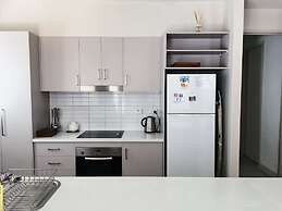 Abalina Cottages, Rotary Drive